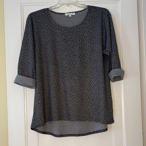 Rose & Olive Gray Print Blouse 1X | 3/4 Sleeve Plus Size Tunic Top